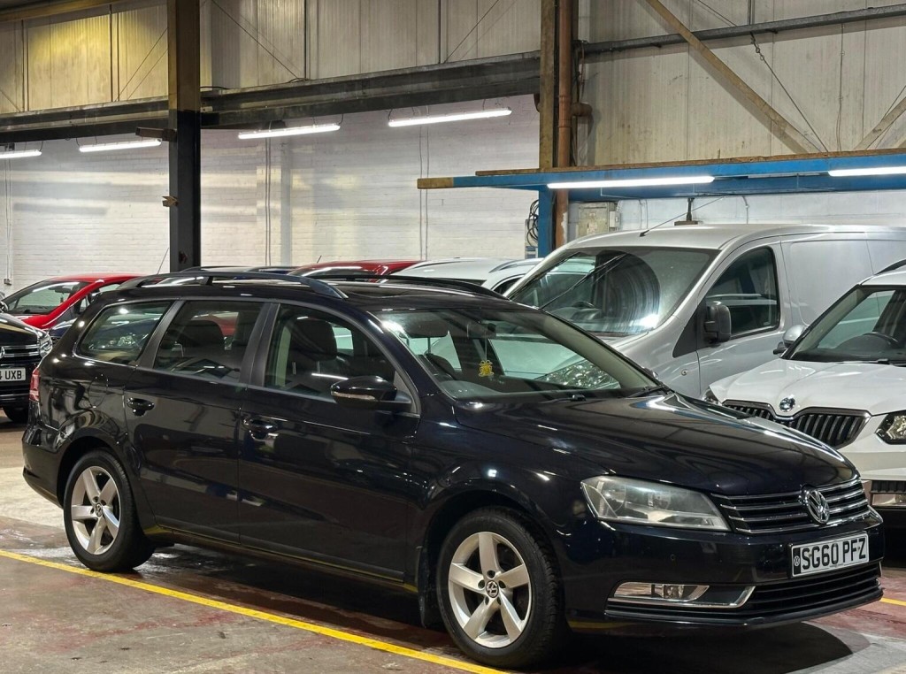 View VOLKSWAGEN PASSAT 1.6 TDI BlueMotion Tech SE Euro 5 (s/s) 5dr