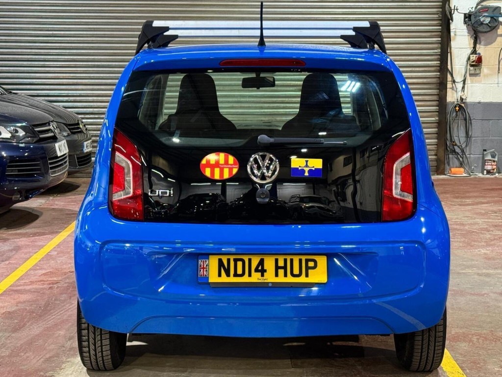 VOLKSWAGEN UP