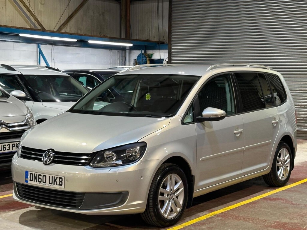 View VOLKSWAGEN TOURAN 2.0 TDI SE DSG Euro 5 5dr