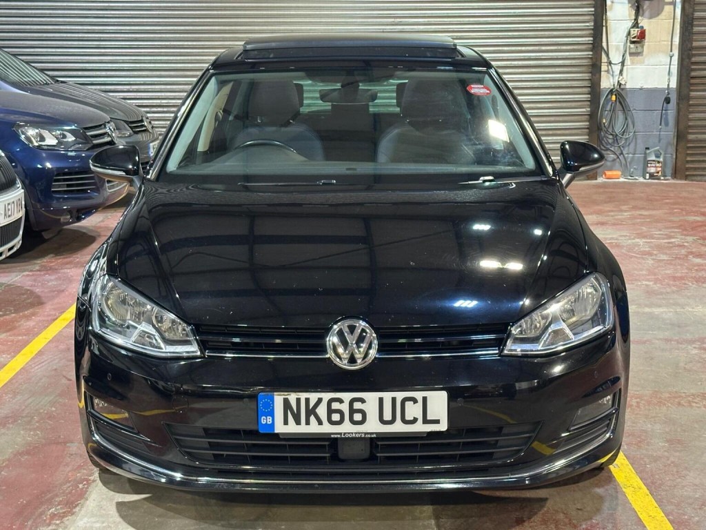 View VOLKSWAGEN GOLF 2.0 TDI BlueMotion Tech GT Edition Euro 6 (s/s) 5dr
