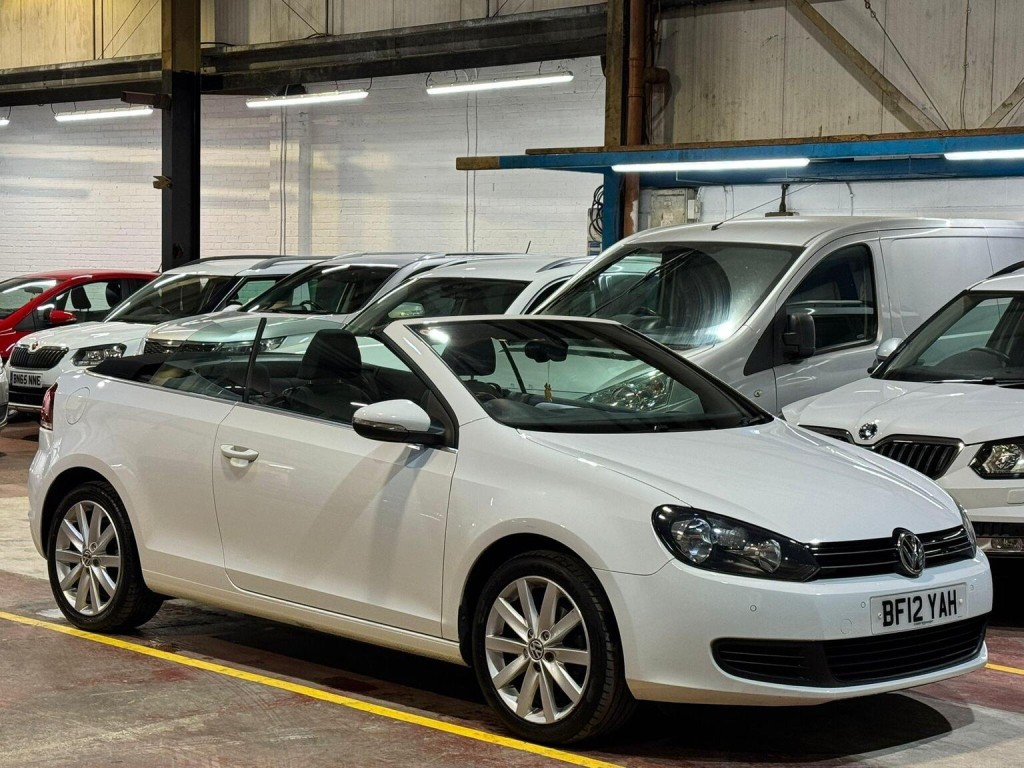 View VOLKSWAGEN GOLF 1.4 TSI BlueMotion Tech GT Cabriolet Euro 6 (s/s) 2dr