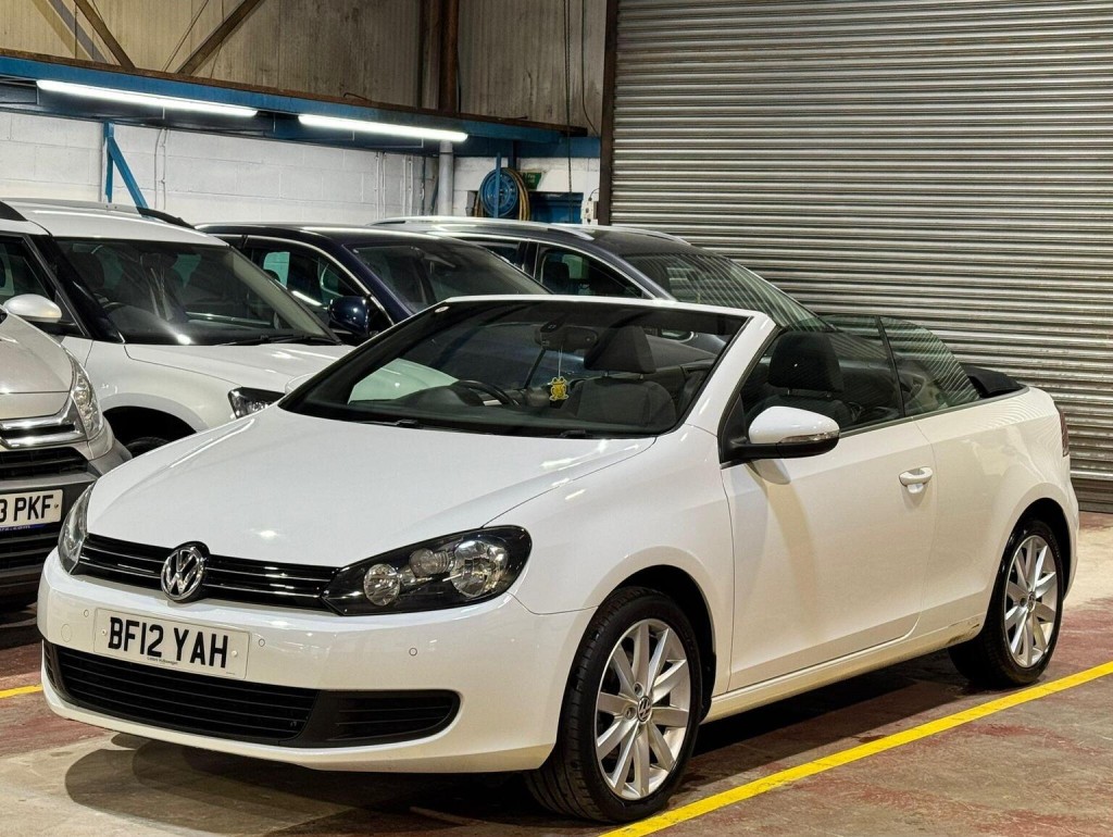 View VOLKSWAGEN GOLF 1.4 TSI BlueMotion Tech GT Cabriolet Euro 6 (s/s) 2dr