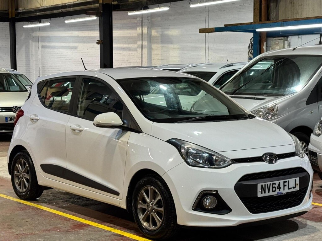 View HYUNDAI I10 1.0 Premium Euro 6 5dr