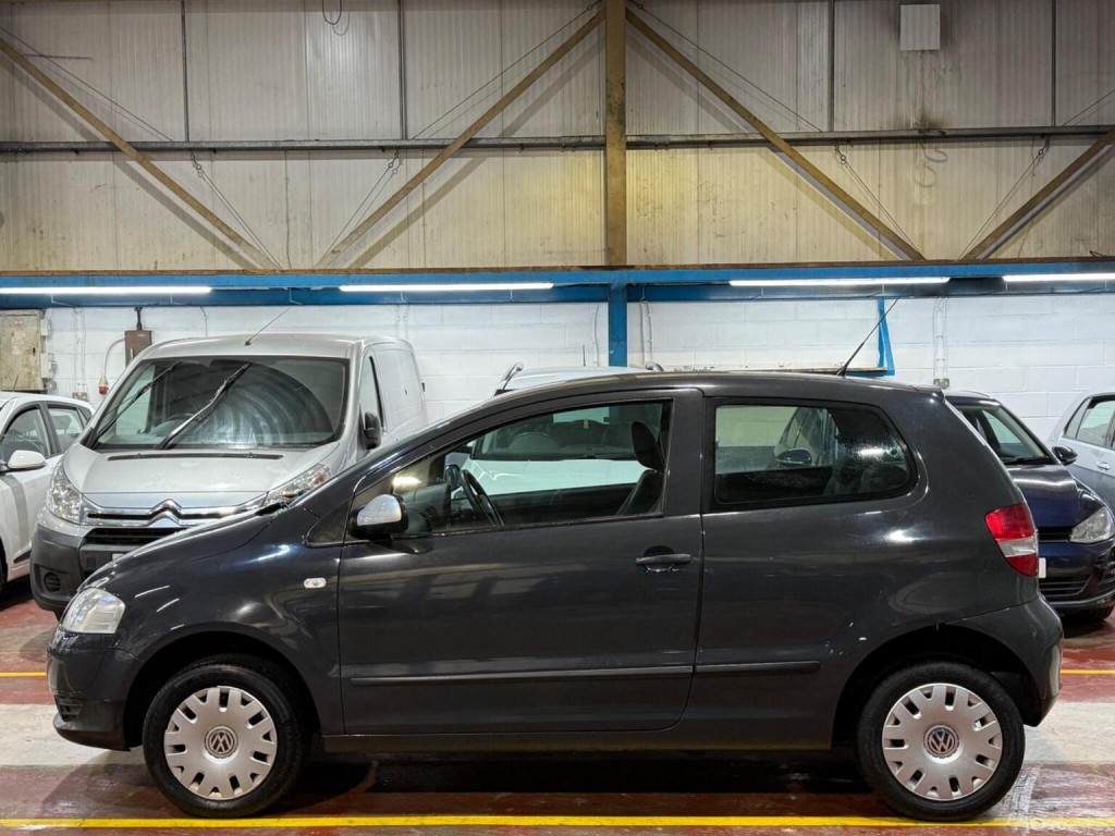 VOLKSWAGEN FOX