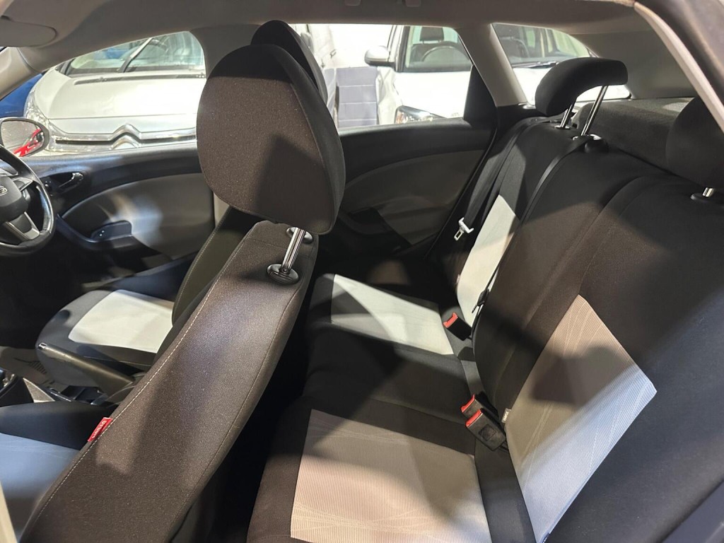 SEAT IBIZA