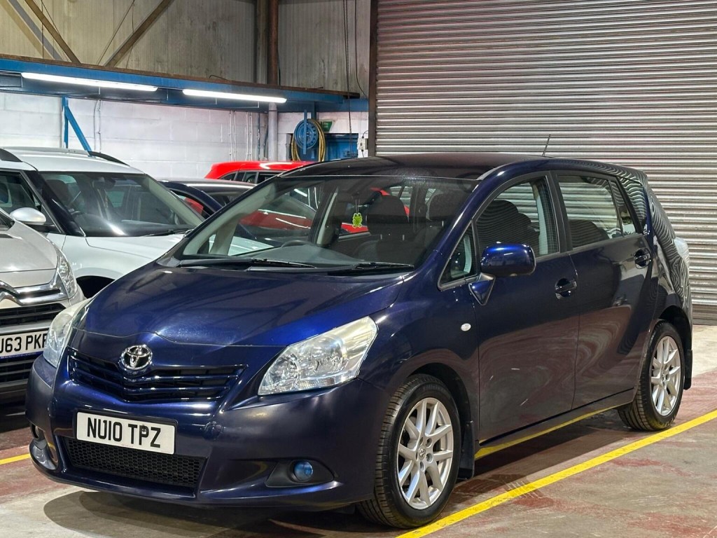 View TOYOTA VERSO 2.0 D-4D T Spirit Euro 4 5dr