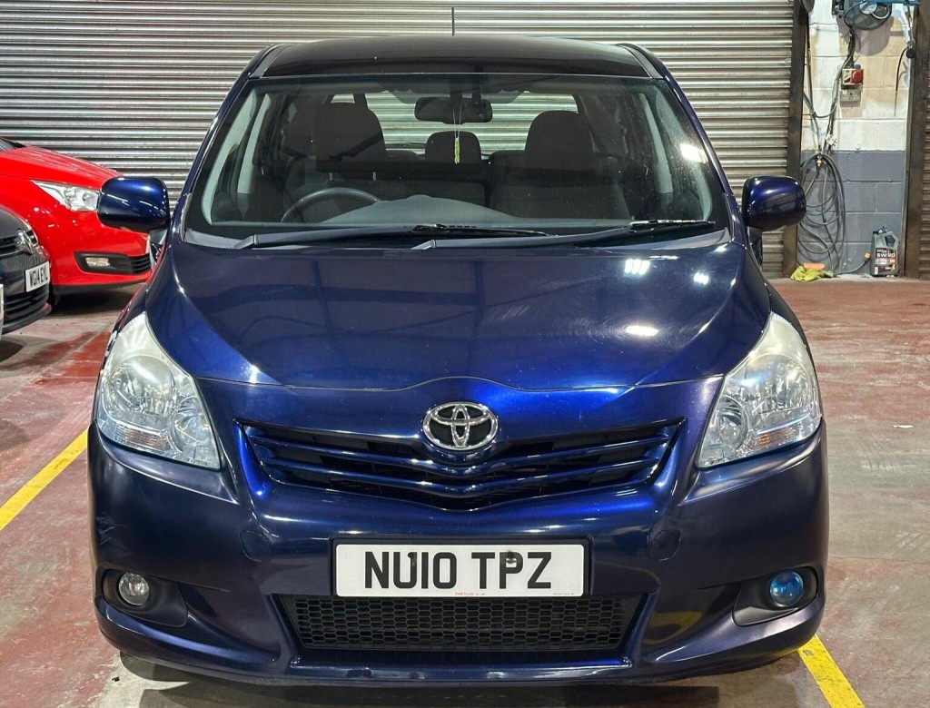 View TOYOTA VERSO 2.0 D-4D T Spirit Euro 4 5dr