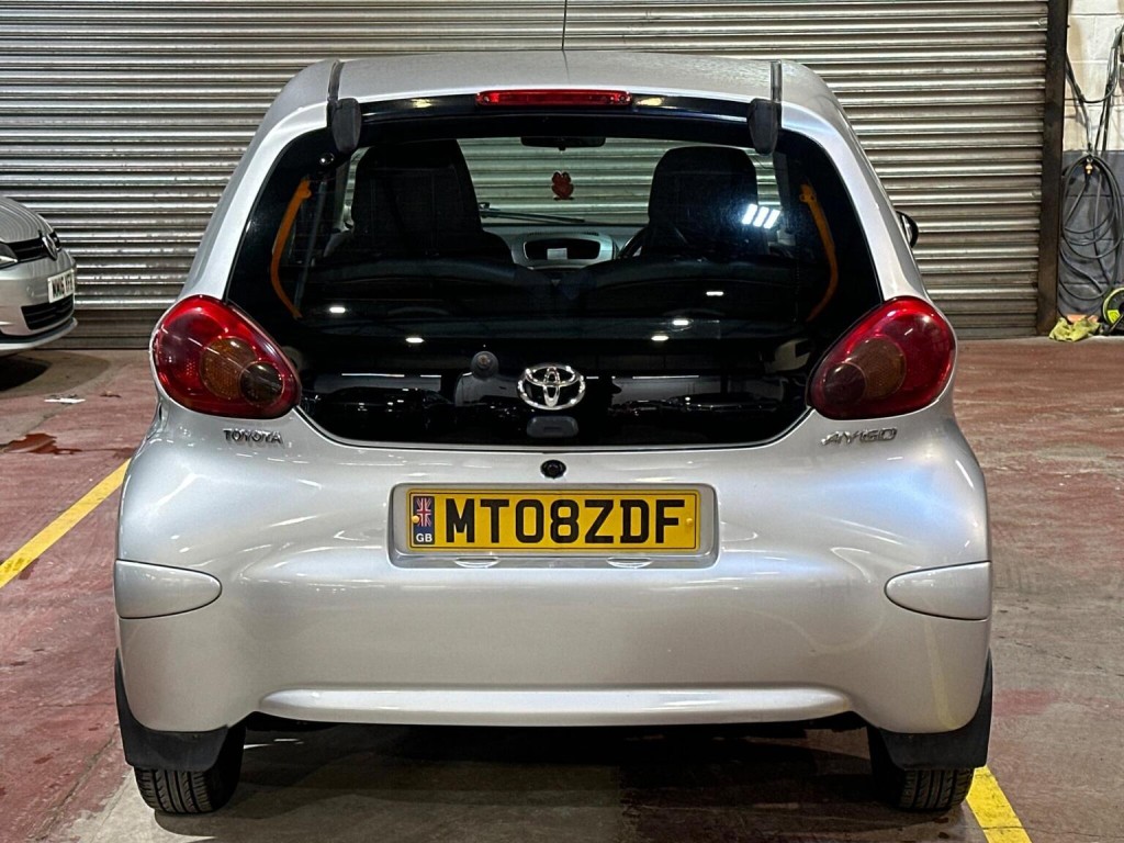 TOYOTA AYGO