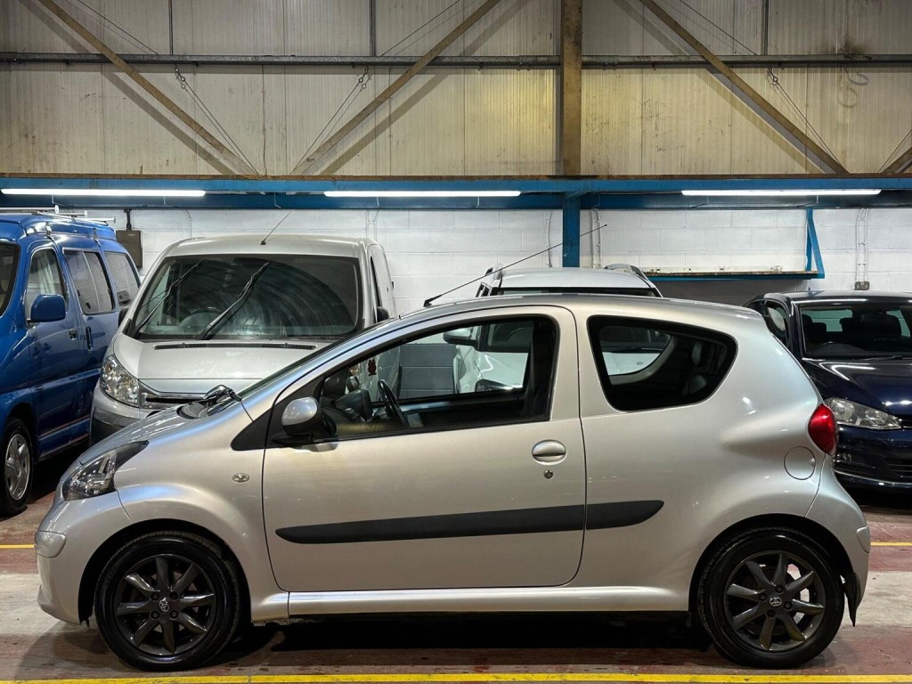 TOYOTA AYGO