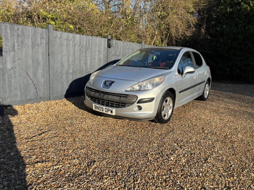 PEUGEOT 207
