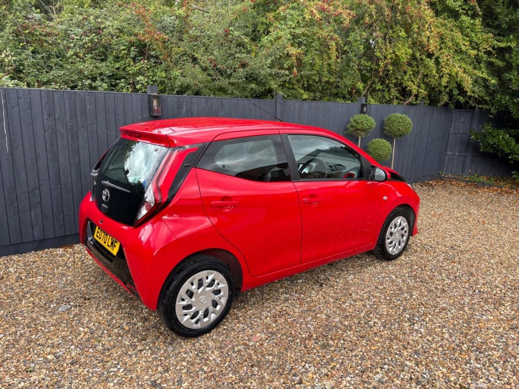 TOYOTA AYGO