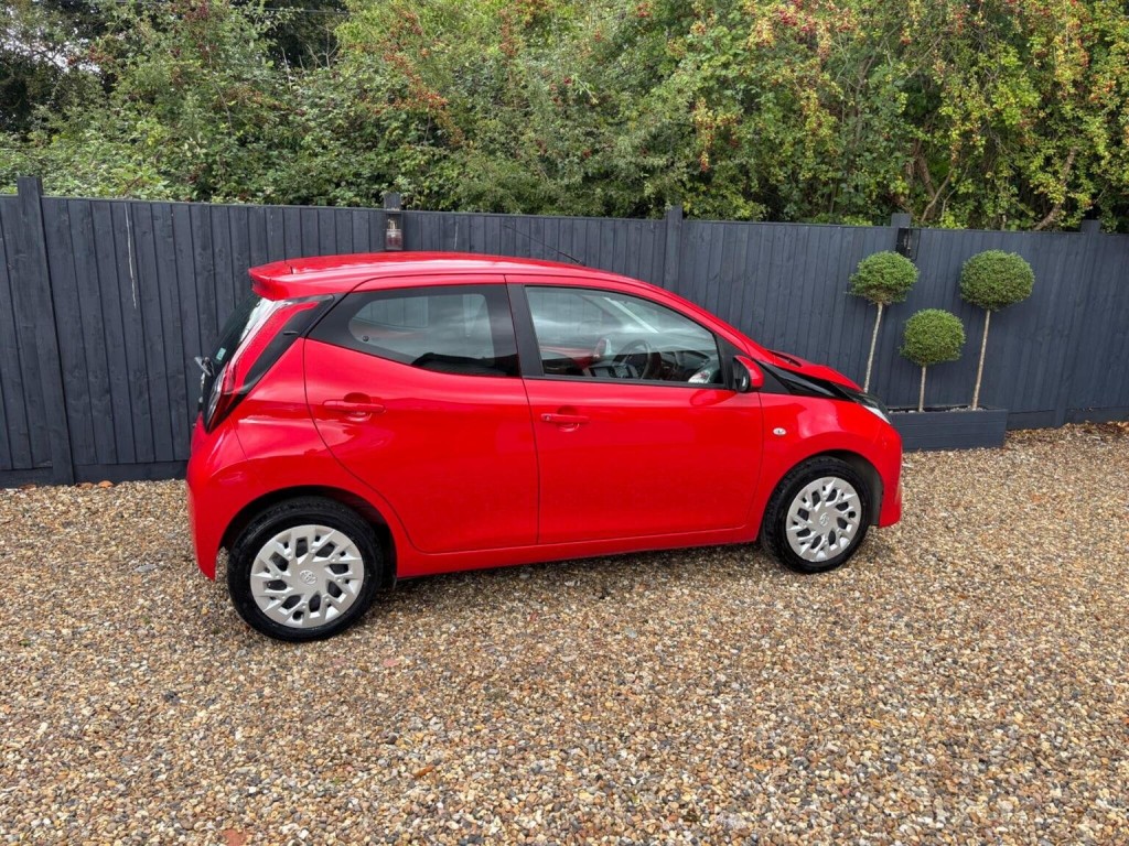 TOYOTA AYGO