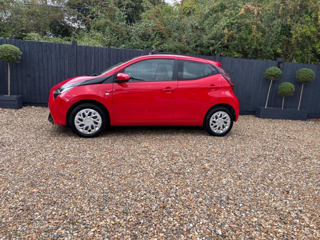 TOYOTA AYGO
