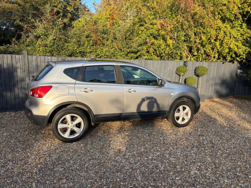NISSAN QASHQAI