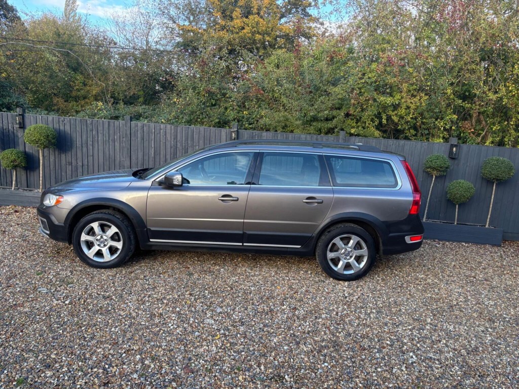 VOLVO XC70