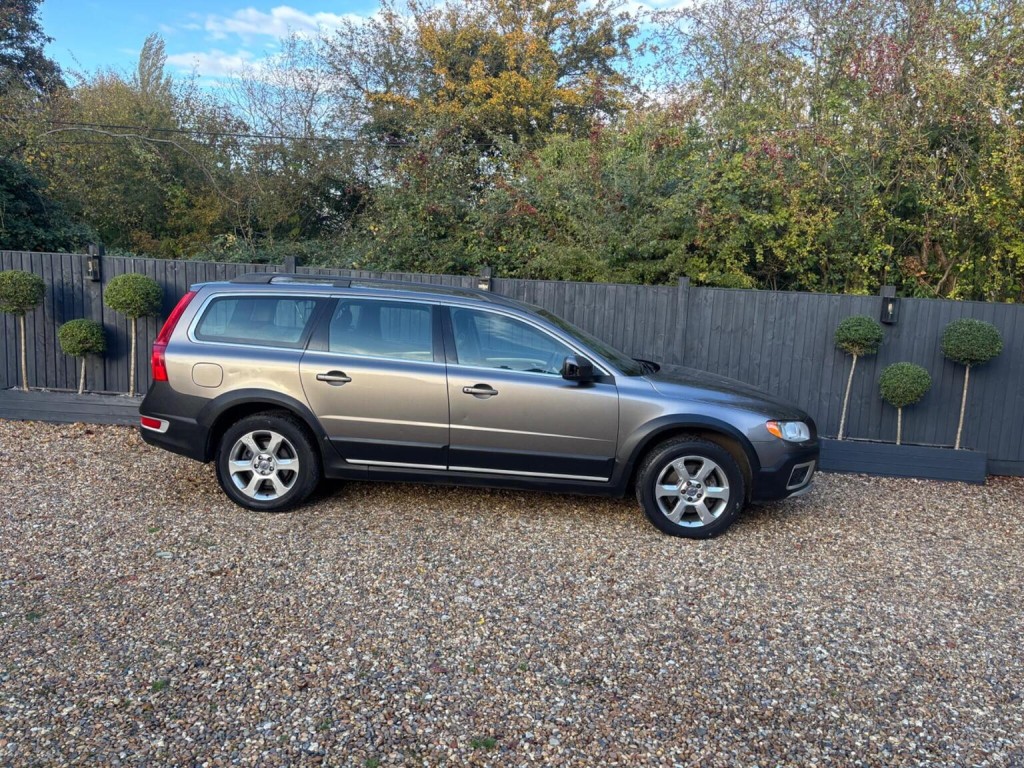VOLVO XC70