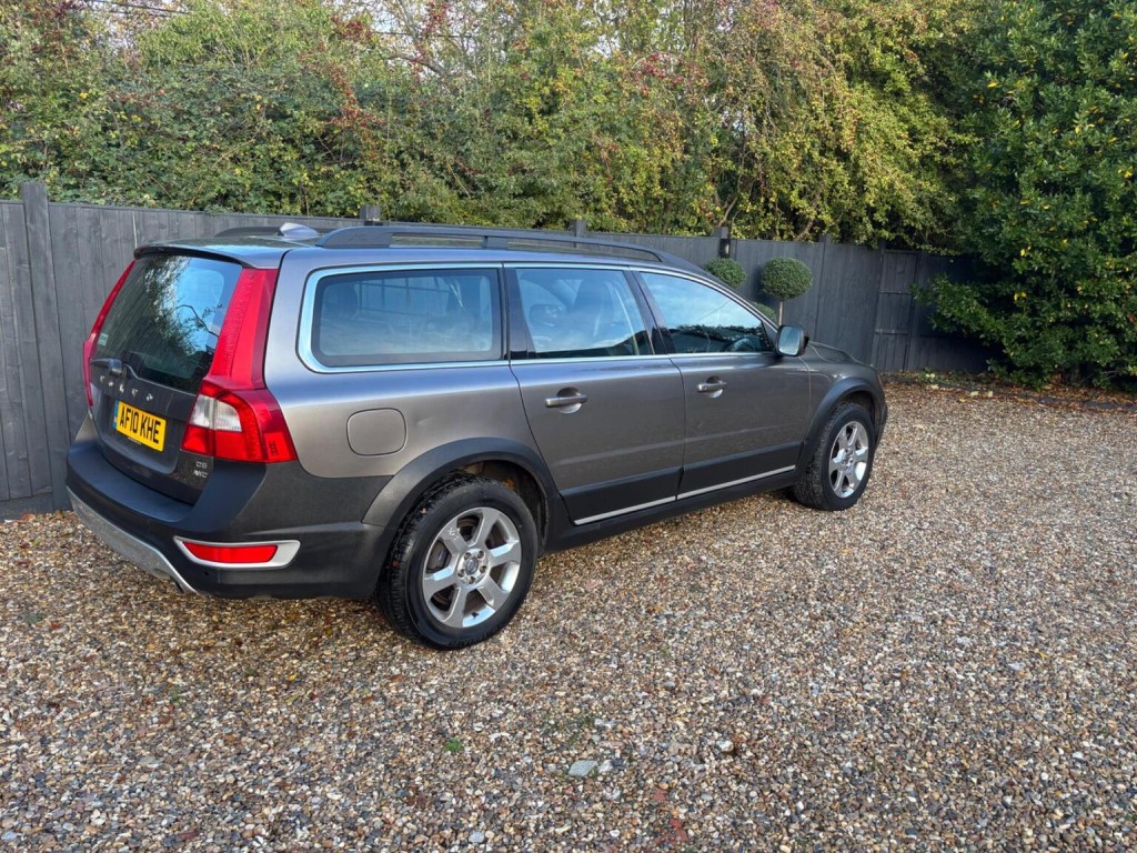VOLVO XC70