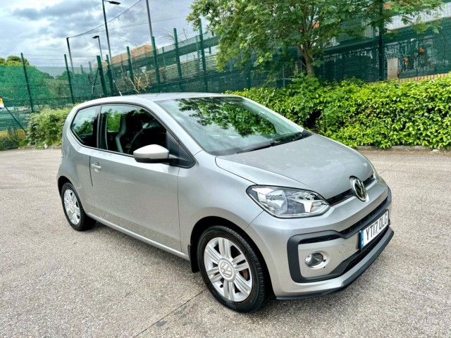 VOLKSWAGEN UP