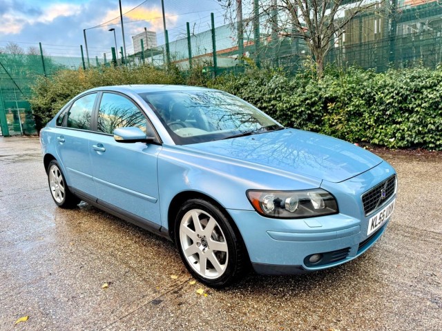 VOLVO S40