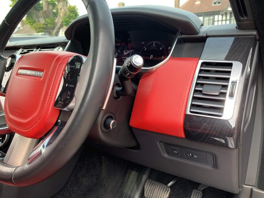 LAND ROVER RANGE ROVER