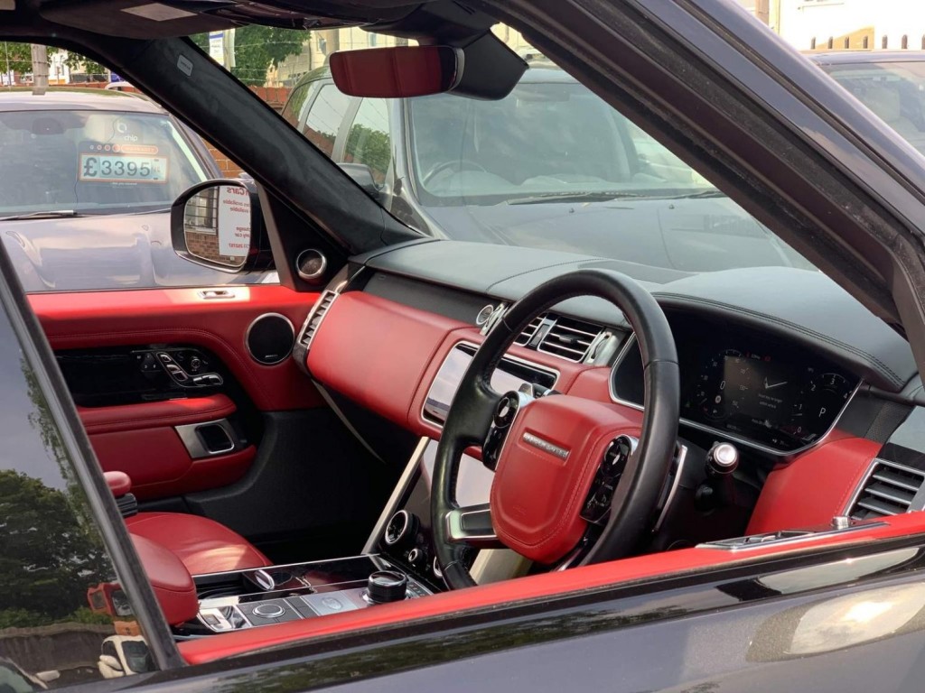 LAND ROVER RANGE ROVER