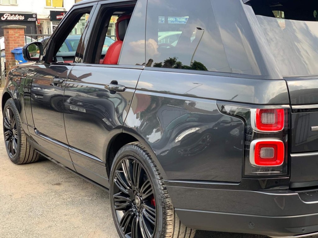 LAND ROVER RANGE ROVER