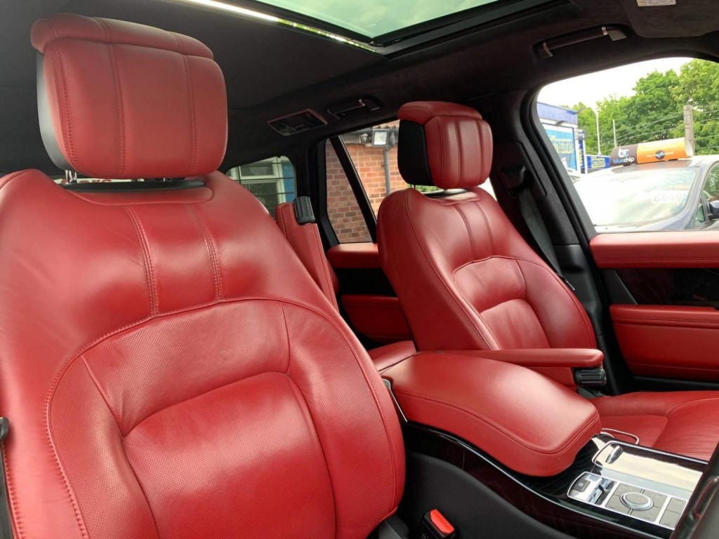 LAND ROVER RANGE ROVER