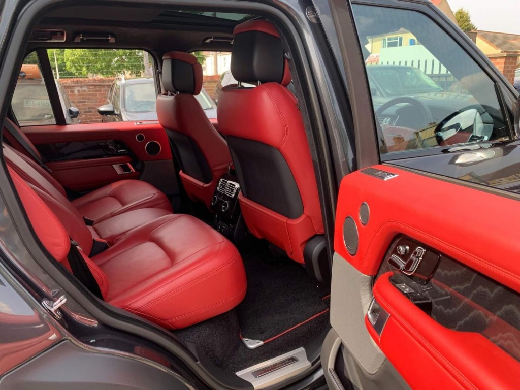 LAND ROVER RANGE ROVER