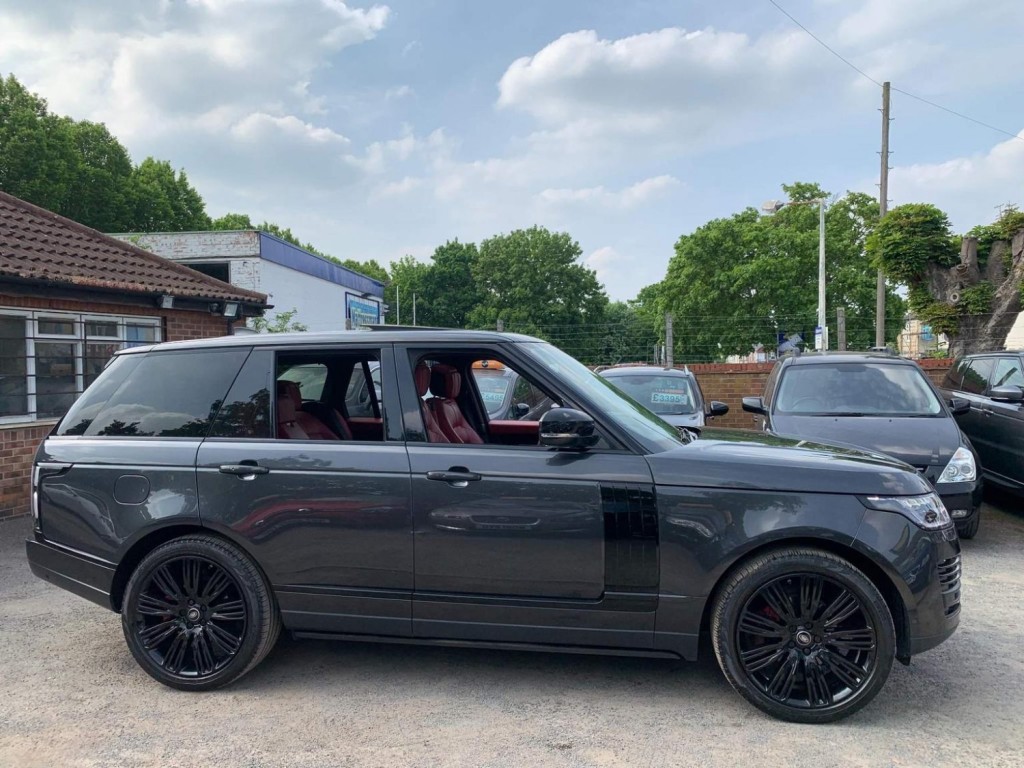 LAND ROVER RANGE ROVER