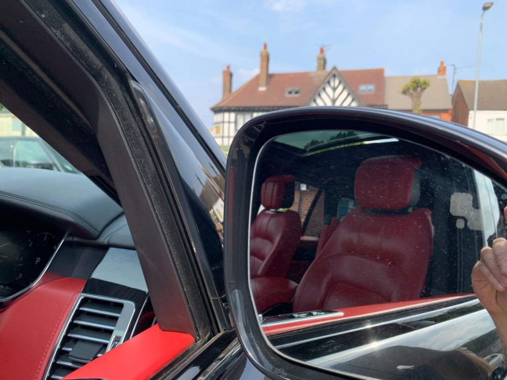 LAND ROVER RANGE ROVER