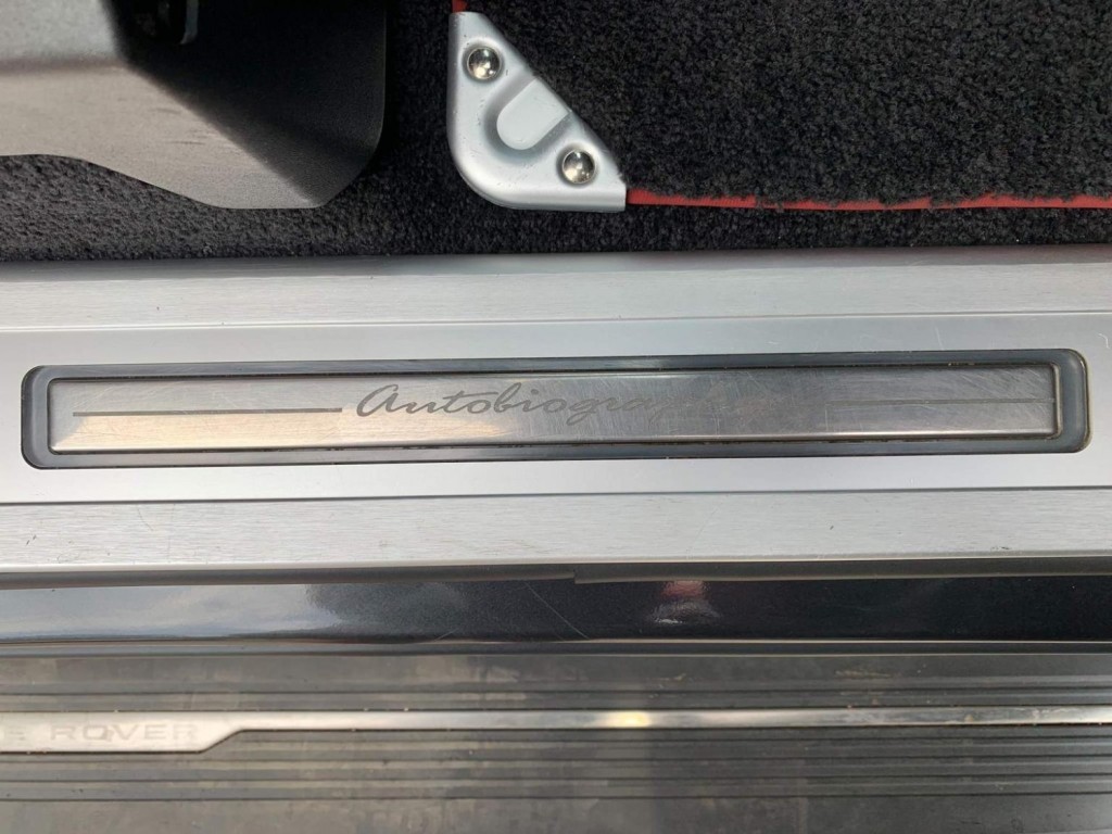 LAND ROVER RANGE ROVER