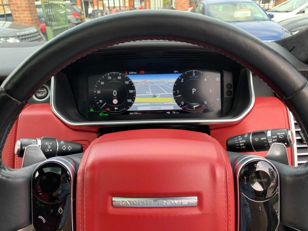 LAND ROVER RANGE ROVER