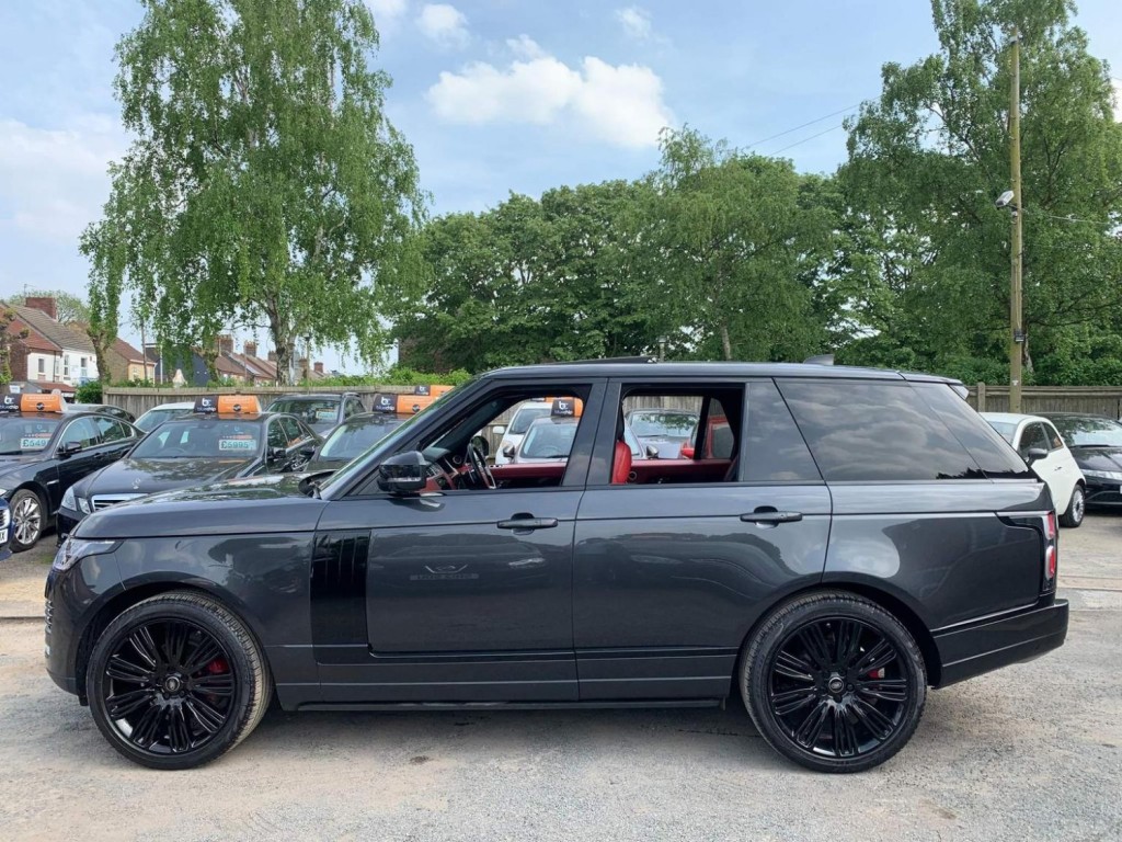 LAND ROVER RANGE ROVER