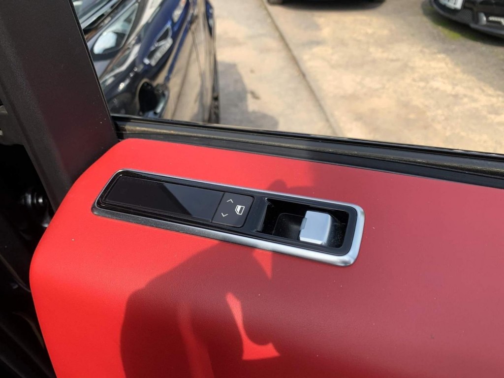 LAND ROVER RANGE ROVER