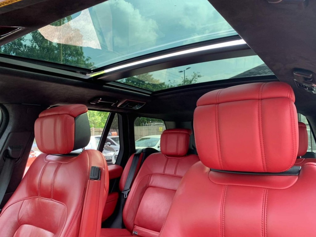 LAND ROVER RANGE ROVER