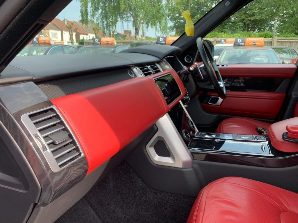 LAND ROVER RANGE ROVER