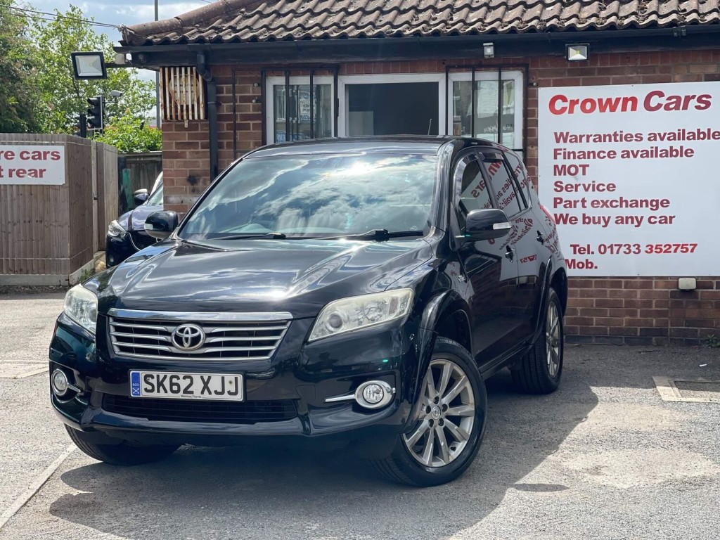 View TOYOTA RAV4 2.2 D-CAT SR Auto 4WD Euro 5 5dr