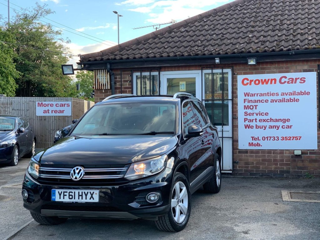 View VOLKSWAGEN TIGUAN 2.0 TDI BlueMotion Tech Escape DSG 4WD Euro 5 (s/s) 5dr