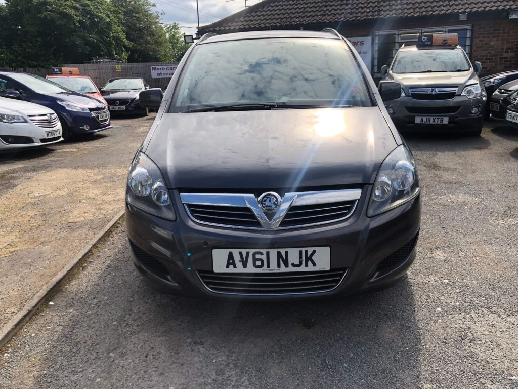 View VAUXHALL ZAFIRA 1.7 CDTi ecoFLEX Exclusiv Euro 5 5dr