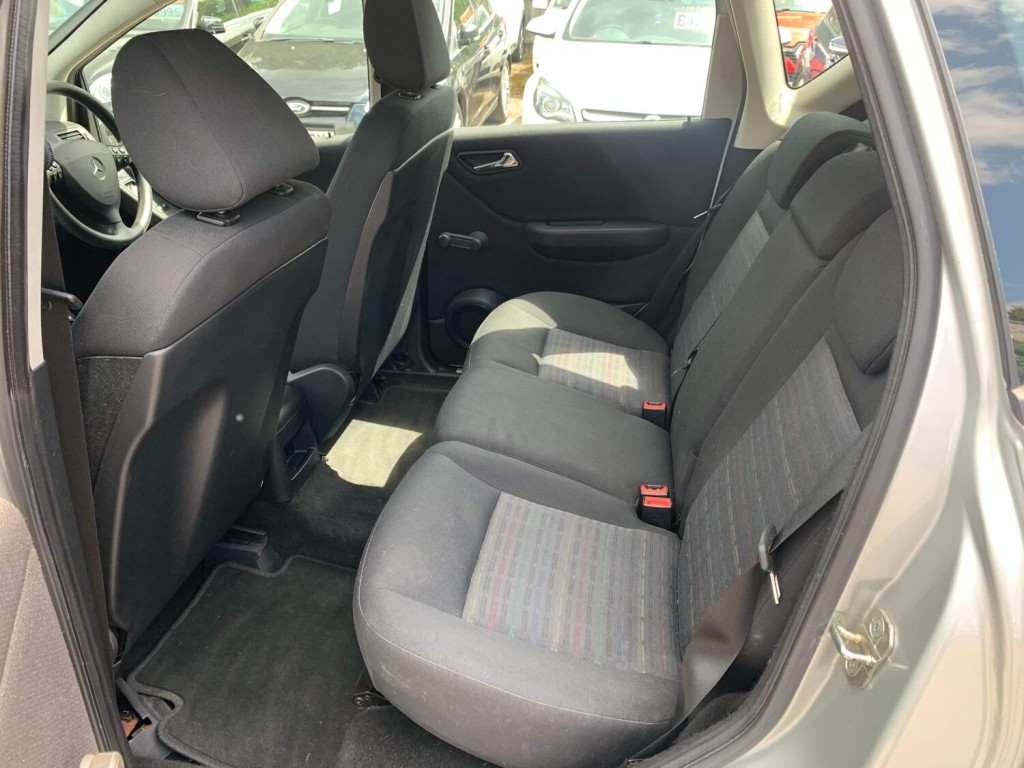 MERCEDES-BENZ A CLASS