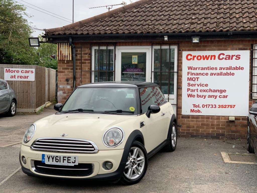 View MINI HATCH 1.6 Cooper D Euro 5 (s/s) 3dr