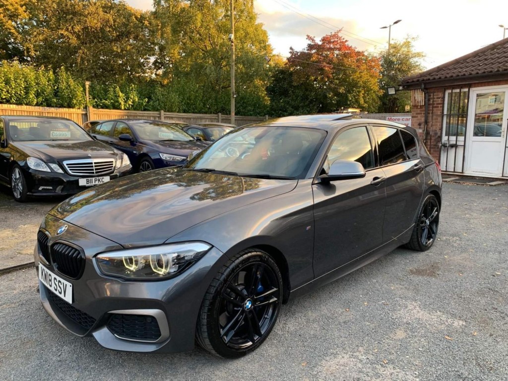BMW 1 SERIES