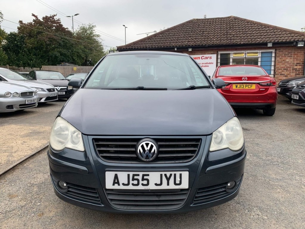 View VOLKSWAGEN POLO 1.2 S 5dr