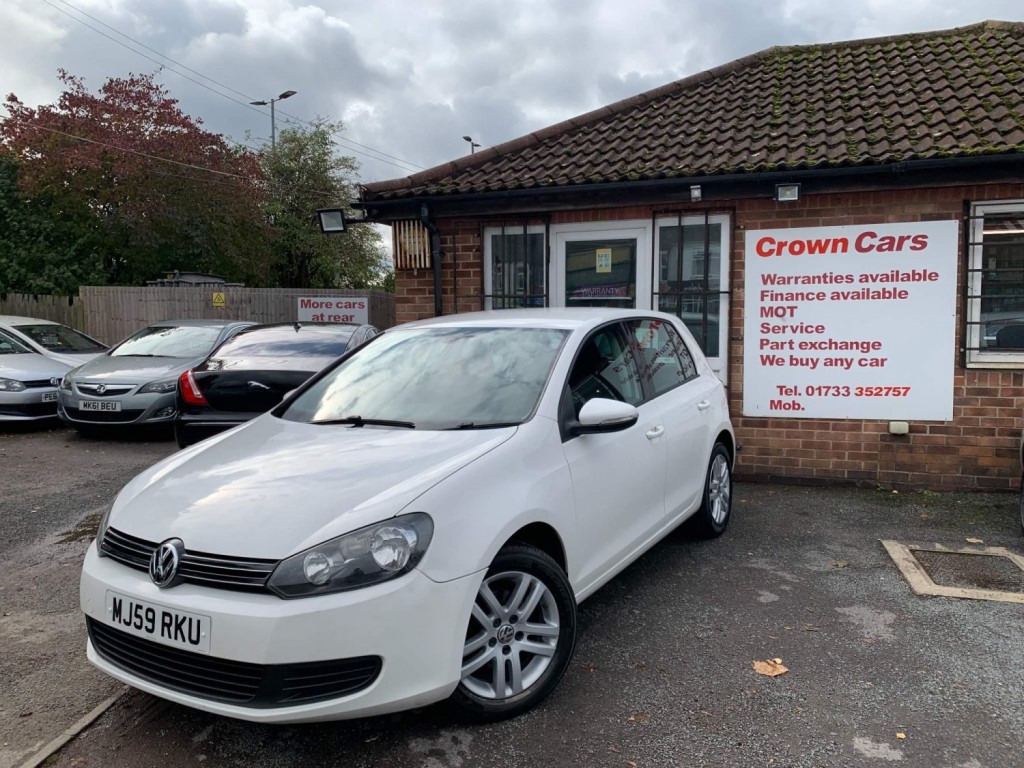 View VOLKSWAGEN GOLF 1.6 TDI Match Euro 5 5dr