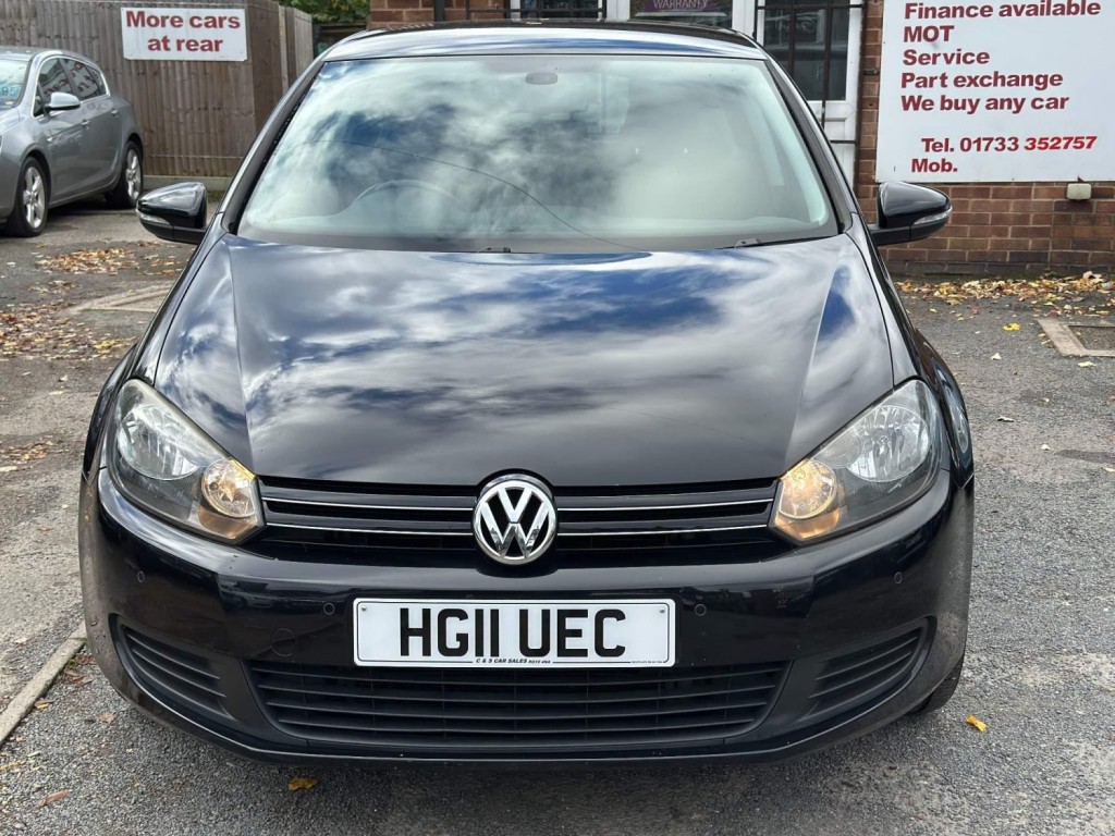 View VOLKSWAGEN GOLF 1.6 TDI Match DSG Euro 5 5dr