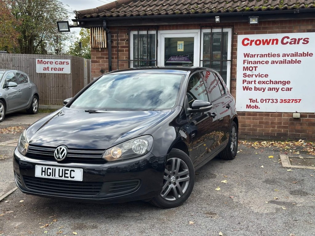 View VOLKSWAGEN GOLF 1.6 TDI Match DSG Euro 5 5dr