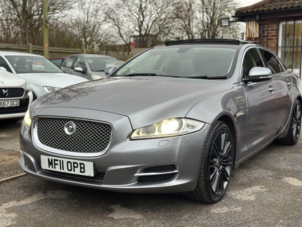 JAGUAR XJ