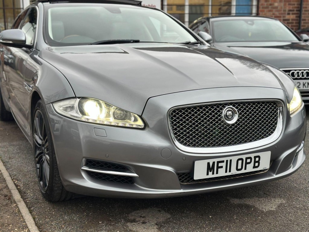 JAGUAR XJ