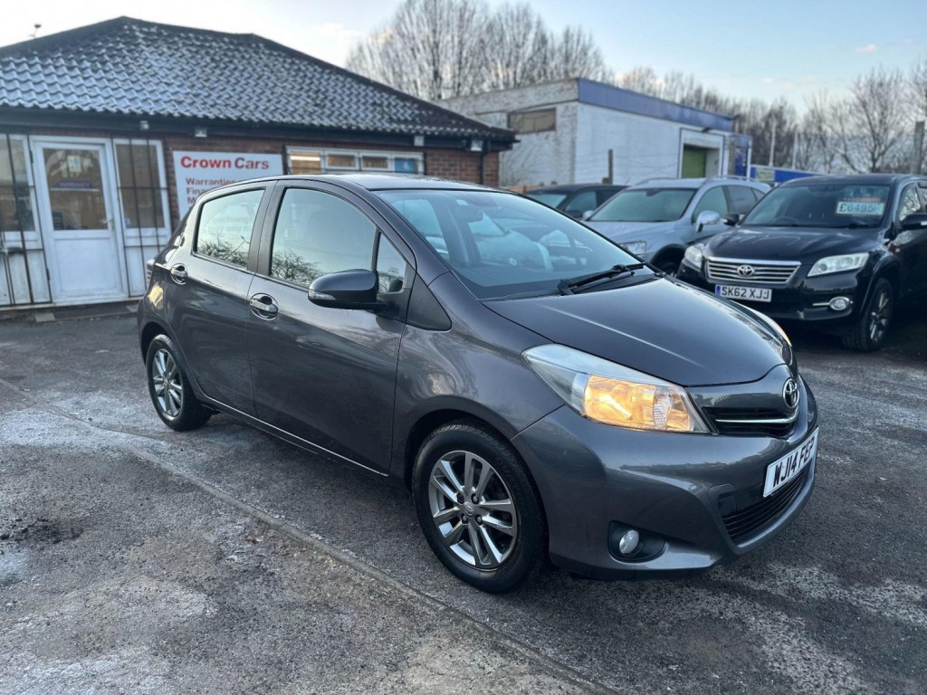 TOYOTA YARIS