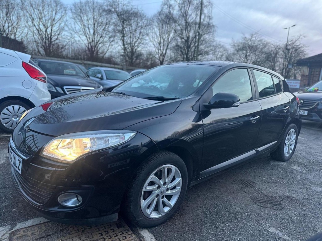 View RENAULT MEGANE 1.6 16V Expression + Euro 5 5dr